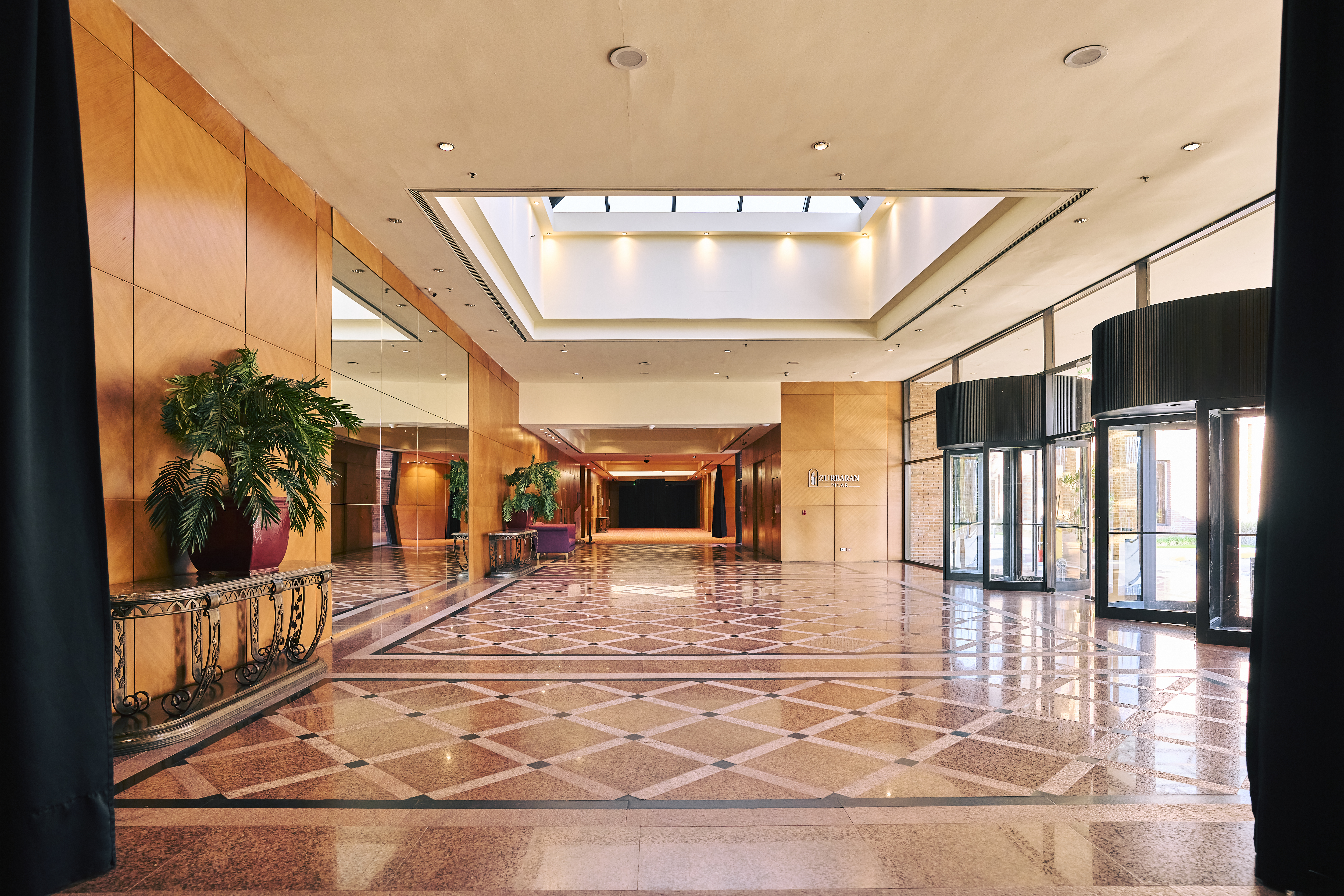 Centro de convenciones Sheraton Pilar
